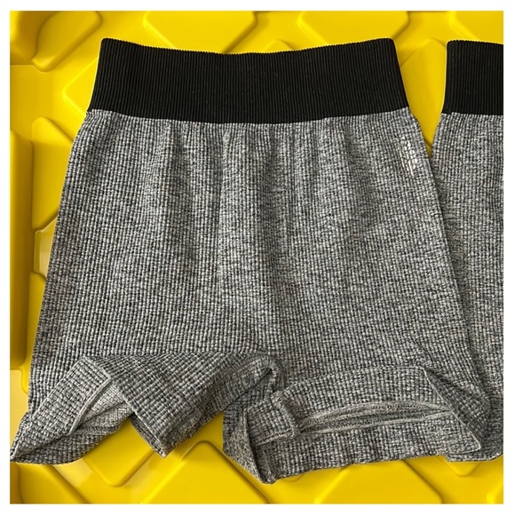 💝Boutique~🖤Free People Movement Prajna Shorts🩶 - Picture 3 of 4